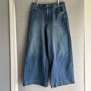 High-Rise Wide-Leg Denim Jeans in Medium Blue